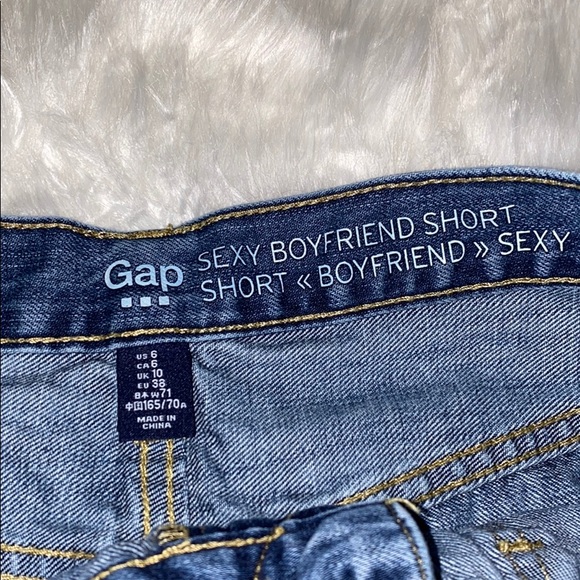 Gap Denim Shorts - Picture 3 of 3